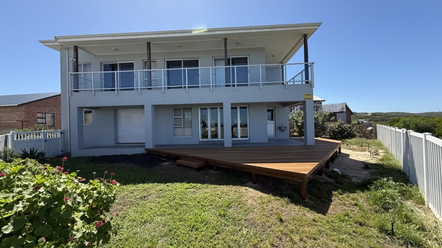 3 Bedroom Property for Sale in Stilbaai Oos Western Cape